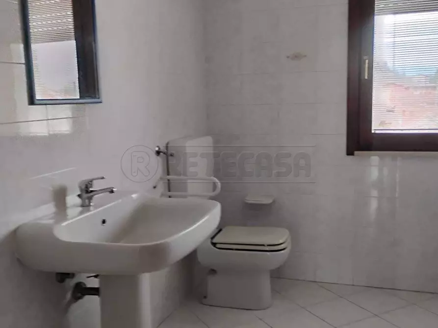 Immagine 8 di Trilocale in affitto  in Via Pesa 1/A a Montebello Vicentino