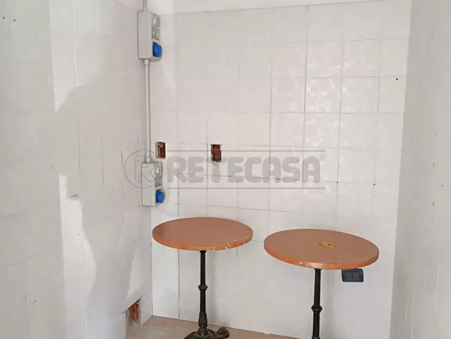 Immagine 8 di Locale commerciale in vendita  in Via Papa Giovanni XXIII a Barbarano Mossano