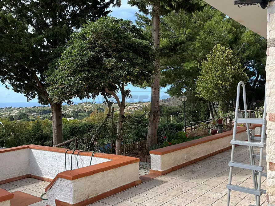 Immagine 4 di Villa in vendita  a Castellammare Del Golfo