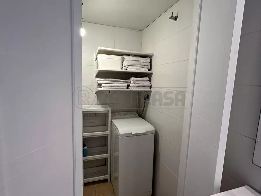 Immagine 24 di Quadrilocale in affitto  in Lungomare Cristoforo Colombo 39 a Salerno