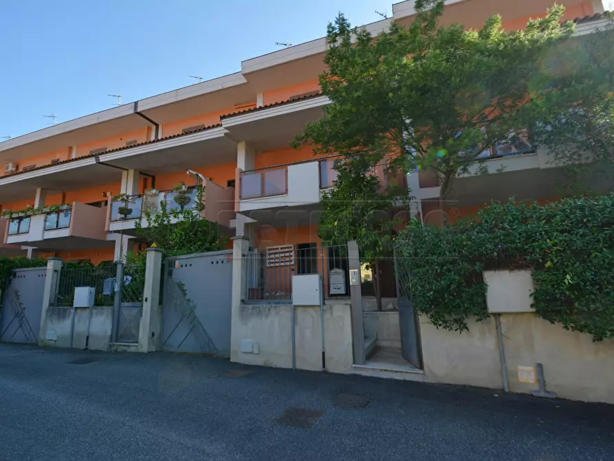 Immagine 1 di Villetta a schiera in affitto  in Via Torrente Sanlicandro 41 a Messina