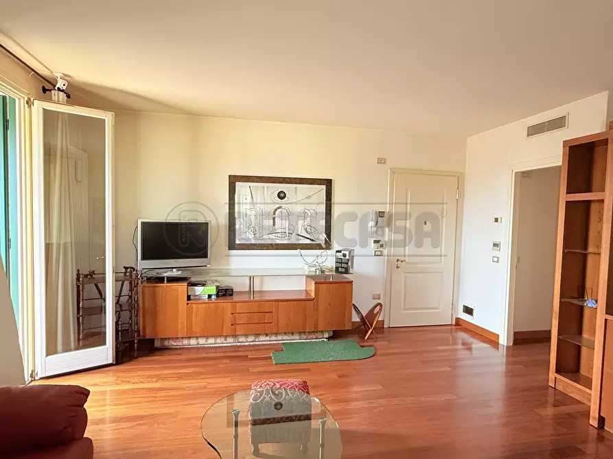 Immagine 2 di Bilocale in vendita  in Via delle Stelle Alpine a Creazzo