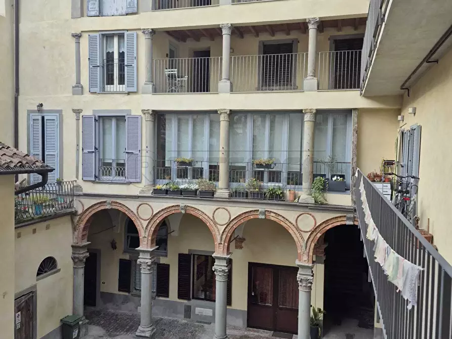 Immagine 2 di Bilocale in affitto  in Via Pignolo 112 a Bergamo
