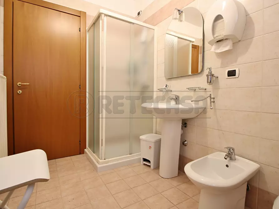 Immagine 17 di Ufficio in affitto  in VIA ALCIDE DE GASPERI 80 a Montecchio Maggiore