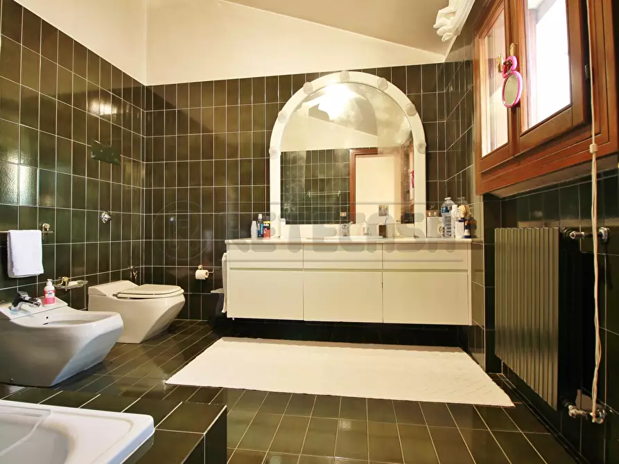 Immagine 40 di Villa in vendita  in VIA GIACOMO LEOPARDI 2 a Arzignano