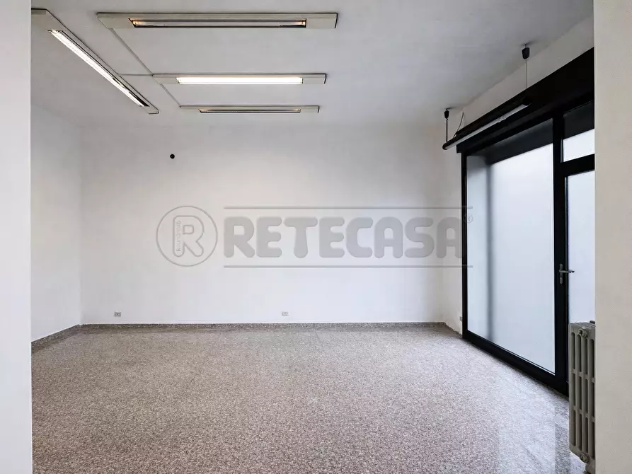 Immagine 8 di Locale commerciale in affitto  in Via Giovanni Gradenigo 2 a Padova