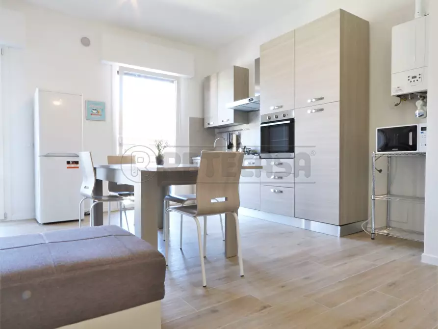 Immagine 12 di Stanza singola in affitto  a Vicenza