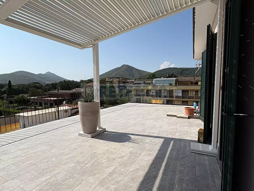 Immagine 23 di Attico in vendita  in Via Gennaro Tescione a Caserta