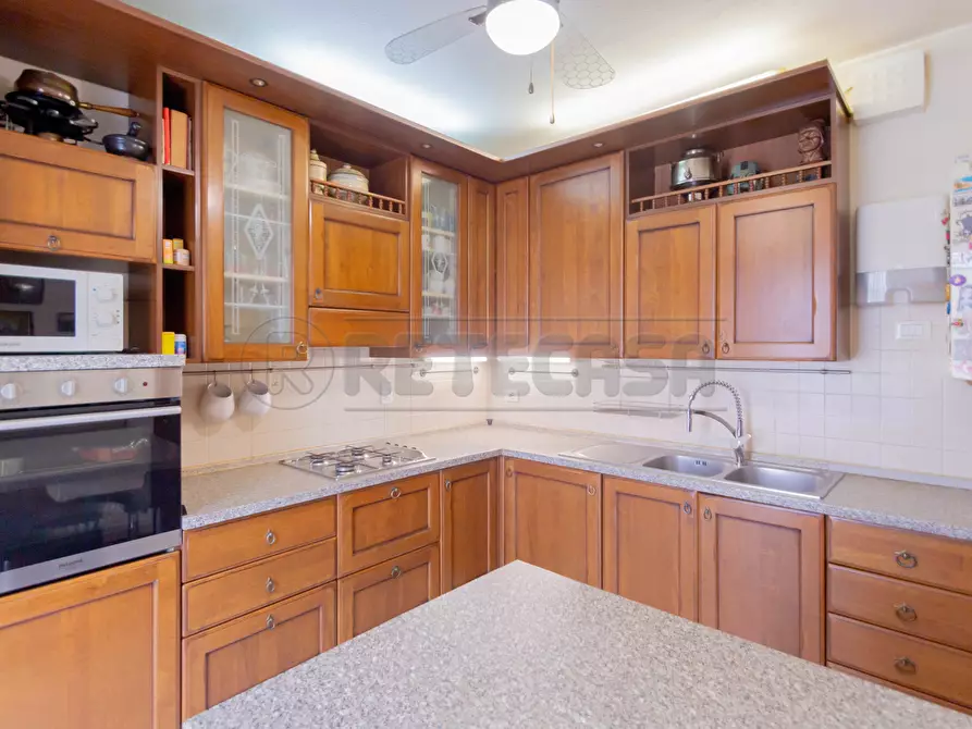 Immagine 9 di Quadrilocale in vendita  in Via Cereda 30 a Vicenza