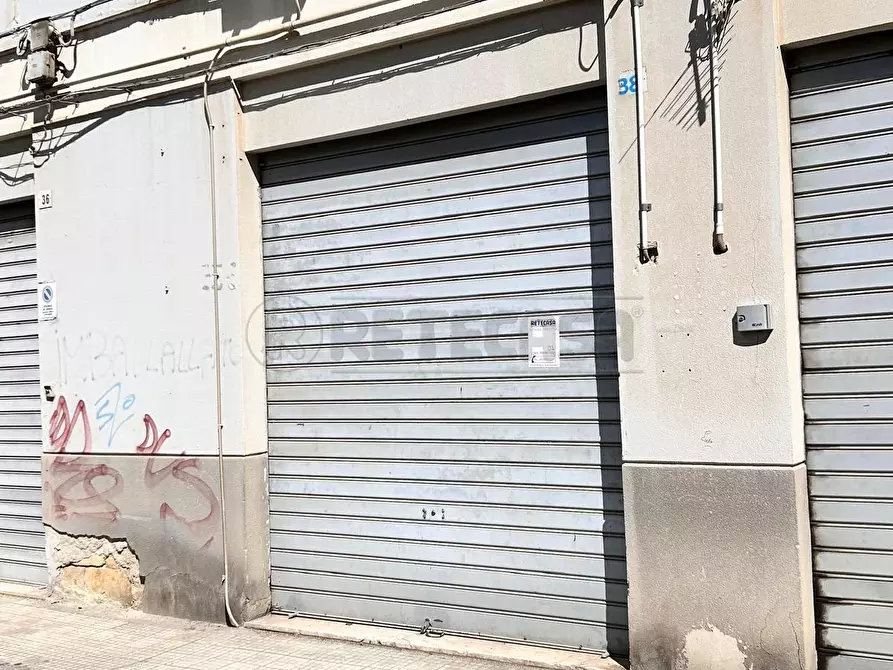 Immagine 1 di Magazzino in vendita  in Via Toscana 38 a Caltanissetta