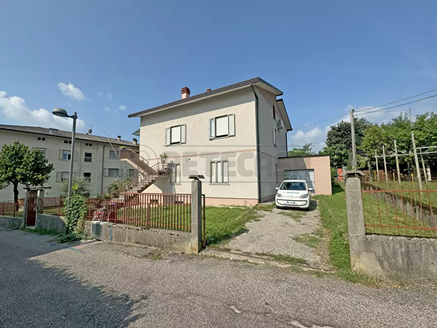 Immagine 14 di Appartamento in vendita  in via iv novembre 7 a Cornedo Vicentino