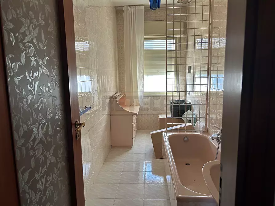 Immagine 5 di Appartamento in vendita  in Viale della Regione 172 a Caltanissetta