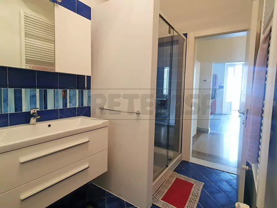 Immagine 11 di Porzione di casa in affitto  a Viareggio