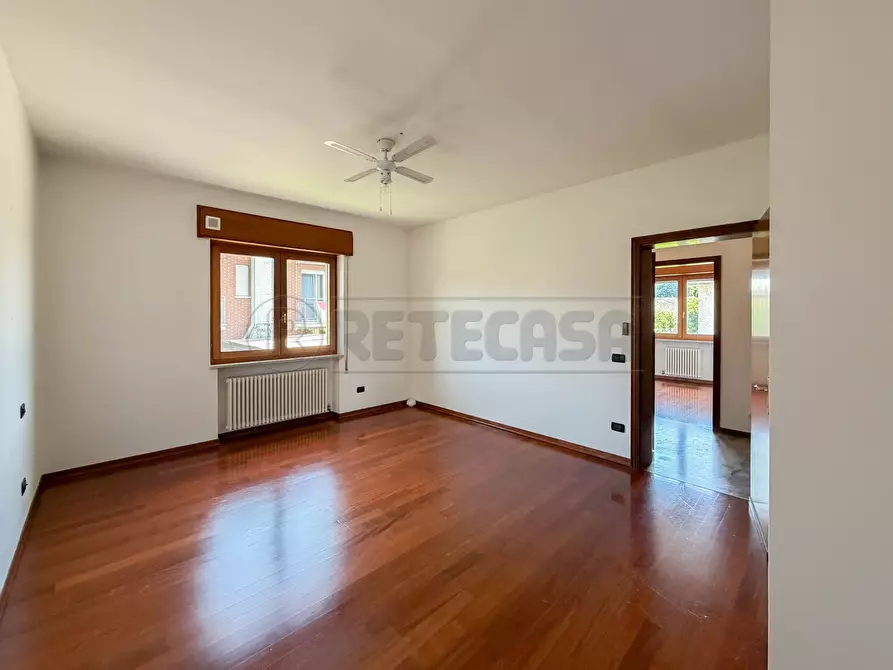 Immagine 54 di Villetta a schiera in vendita  in Via Carducci a Monticello Conte Otto