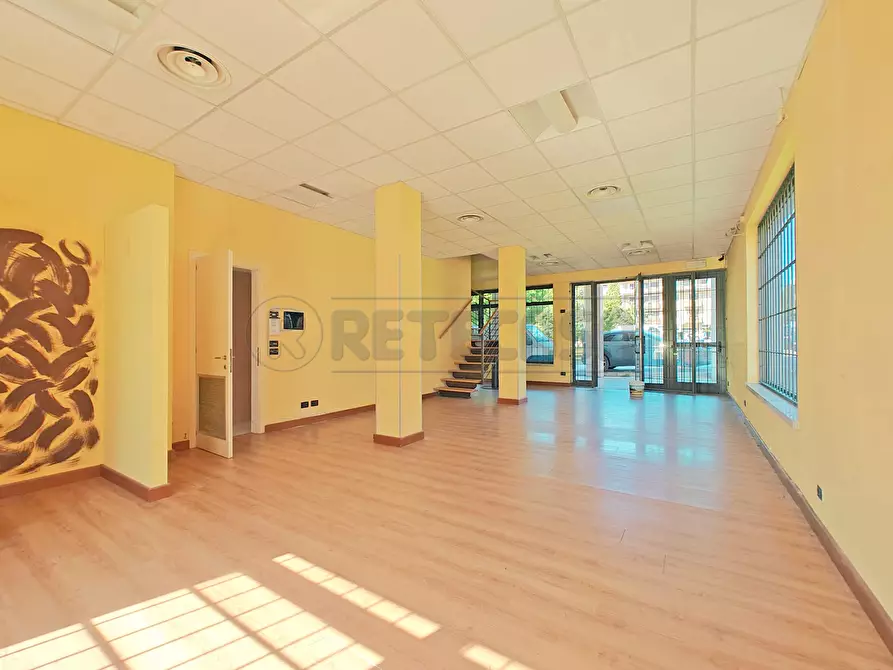 Immagine 8 di Locale commerciale in vendita  in Piazza G. Mazzini 26 a Trissino