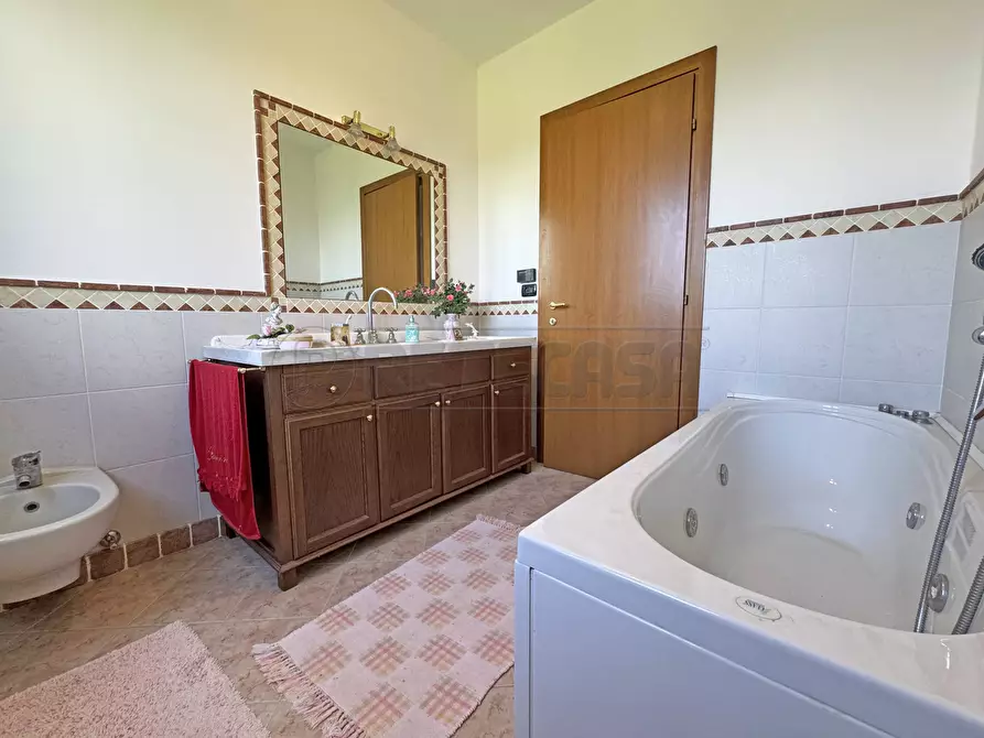 Immagine 27 di Casa indipendente in vendita  in via monte 4 a Brogliano