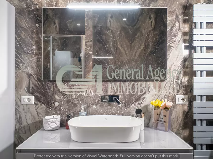 Immagine 88 di Villa in affitto  in Via Mario Mattoli a Roma