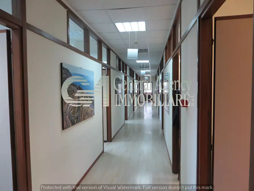 Immagine 2 di Ufficio in affitto  in VIALE DEL POGGIO FIORITO a Roma