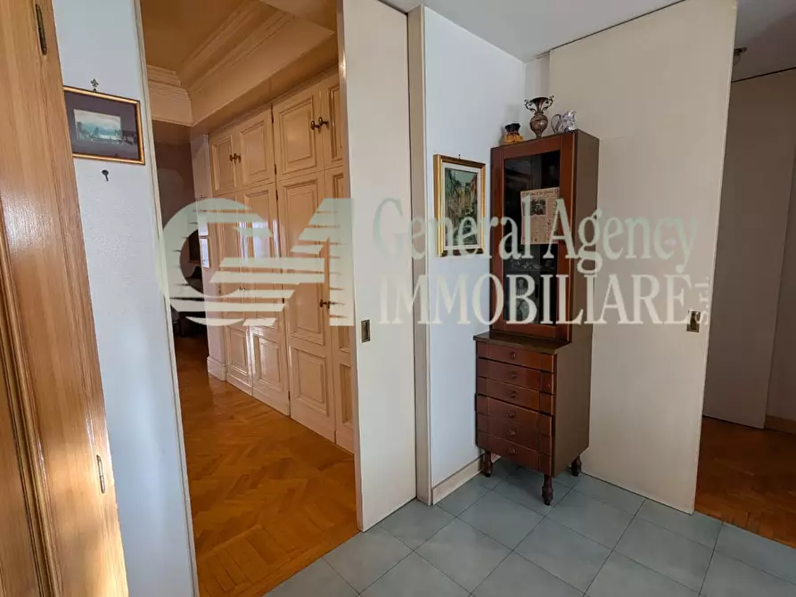 Immagine 82 di Appartamento in vendita  in VIALE DEI PRIMATI SPORTIVI 66 a Roma