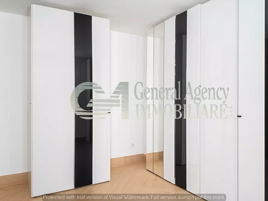 Immagine 81 di Villa in affitto  in Via Mario Mattoli a Roma