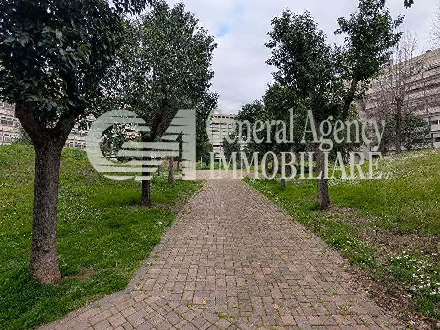 Immagine 1 di Appartamento in vendita  in VIA PAOLO BARISON 14 a Roma