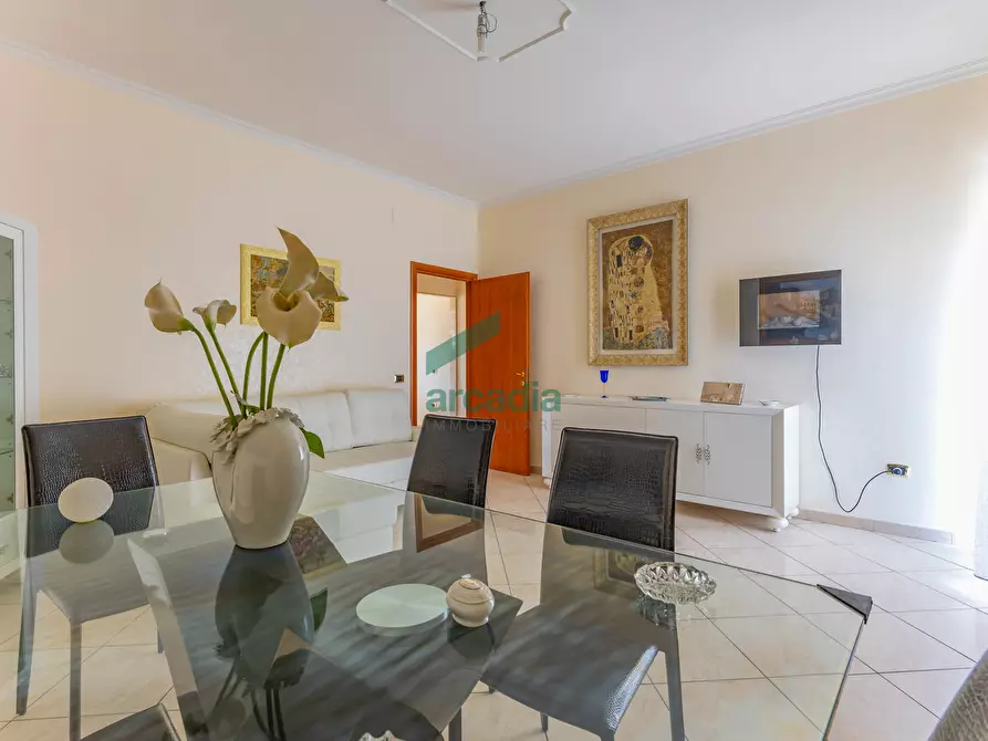 Immagine 9 di Quadrilocale in vendita  in Via Pordenone 12 a Bari