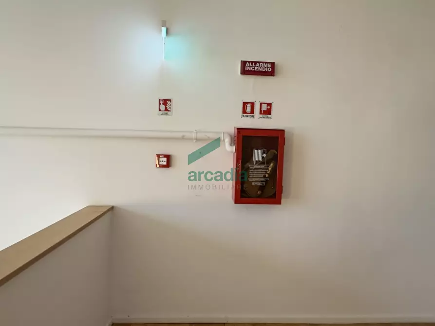 Immagine 21 di Capannone industriale in vendita  in Strada Statale 100, Snc Snc a Casamassima