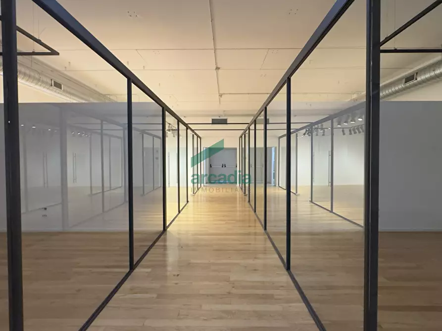 Immagine 16 di Capannone industriale in vendita  in Strada Statale 100, Snc Snc a Casamassima