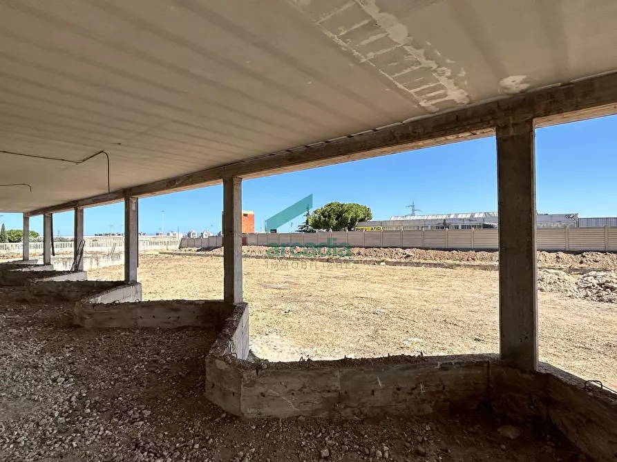 Immagine 13 di Attività artigianale in affitto  in Viale Francesco de Blasio 46 a Modugno