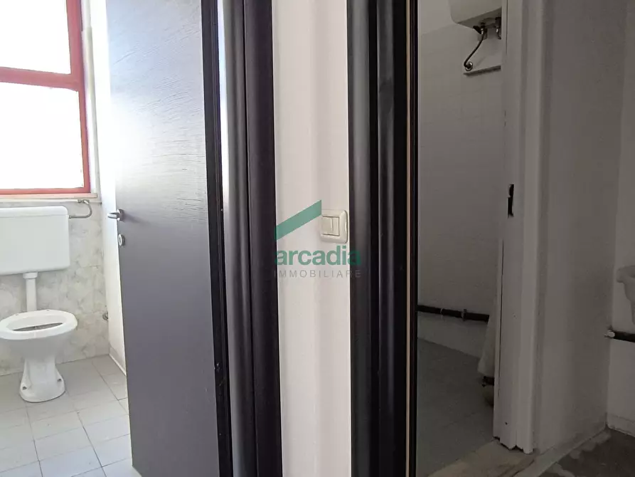 Immagine 11 di Attività artigianale in affitto  in S.S. 16 km 810,800 SN a Triggiano