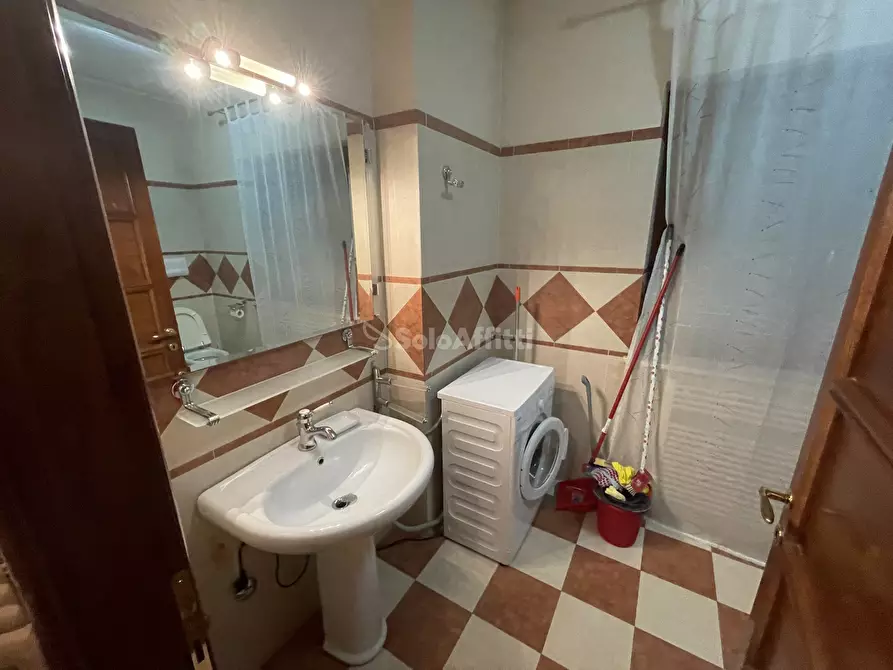 Immagine 8 di Trilocale in affitto  a Frosinone