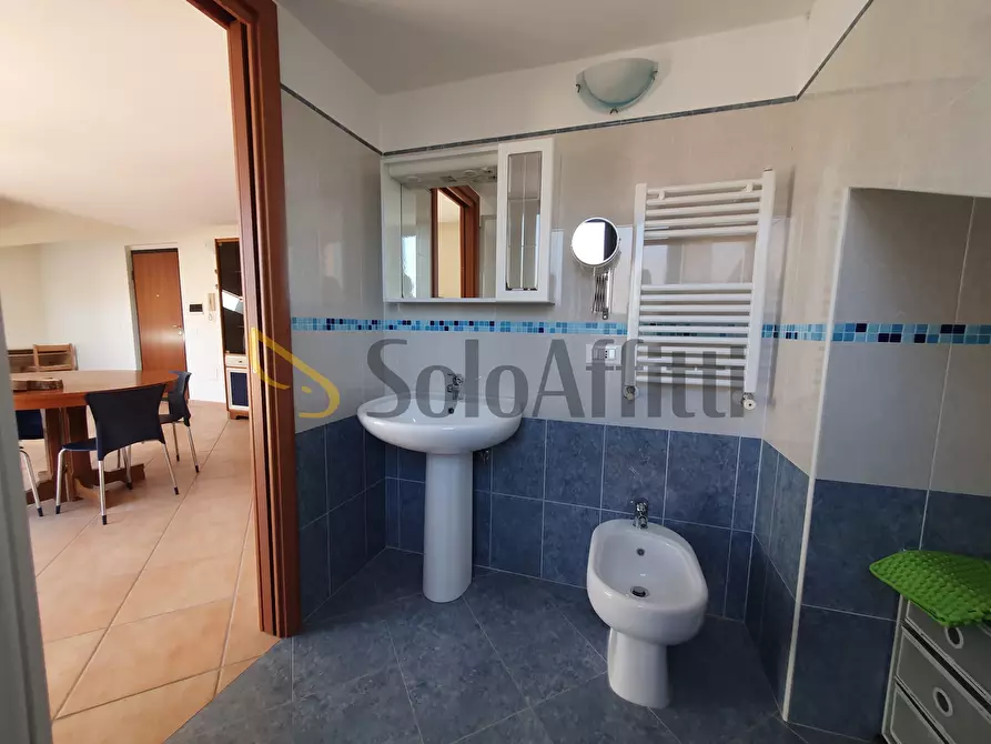 Immagine 9 di Bilocale in affitto  a Catanzaro