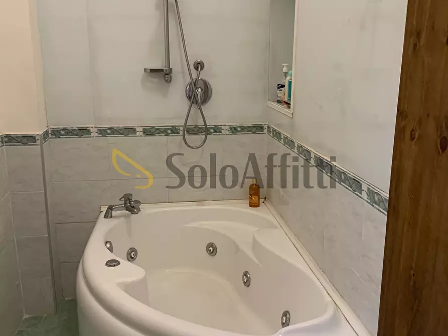 Immagine 7 di Bilocale in affitto  in Via Conte Ruggero 65 a Catania