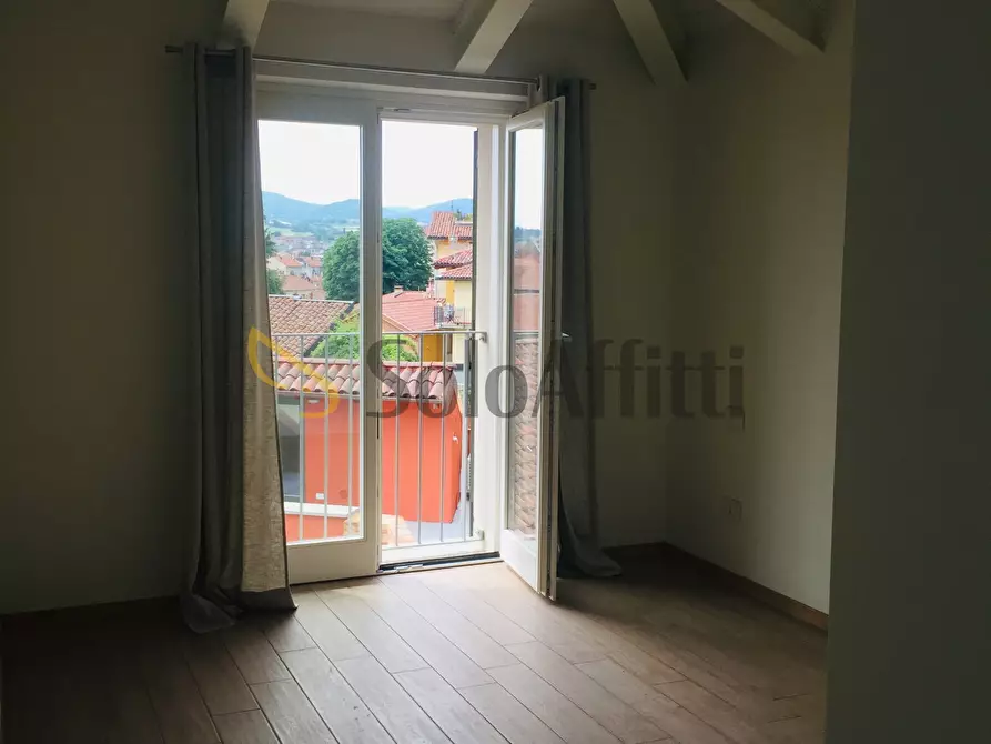 Immagine 21 di Trilocale in affitto  in Via Albussano 32 a Chieri