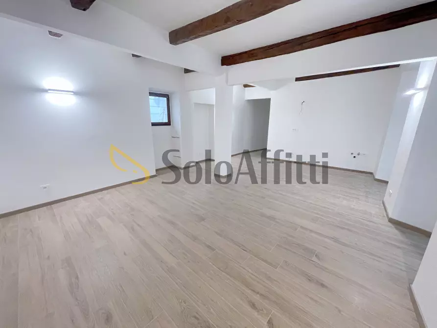 Immagine 1 di Bilocale in affitto  a Osimo