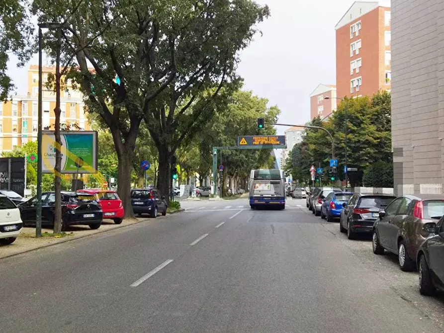 Immagine 17 di Trilocale in affitto  in Corso Sebastopoli a Torino