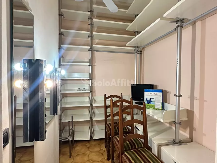 Immagine 11 di Bilocale in affitto  in Via Silvio Spaventa a Aprilia