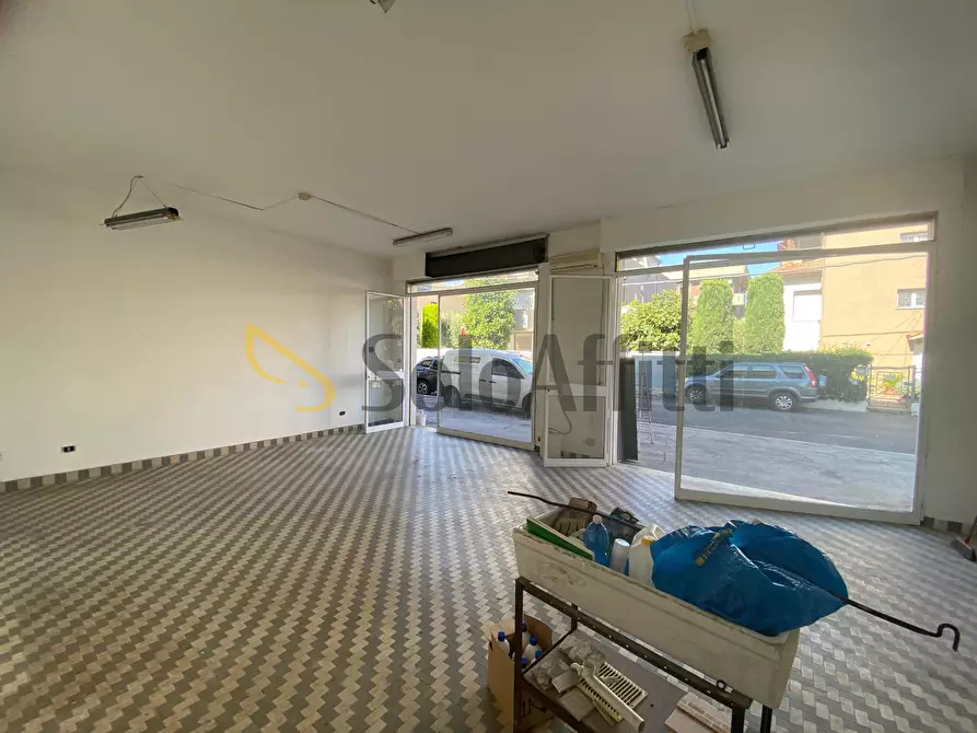 Immagine 6 di Laboratorio in affitto  in Via Pietro Sacconi 3 a Rimini