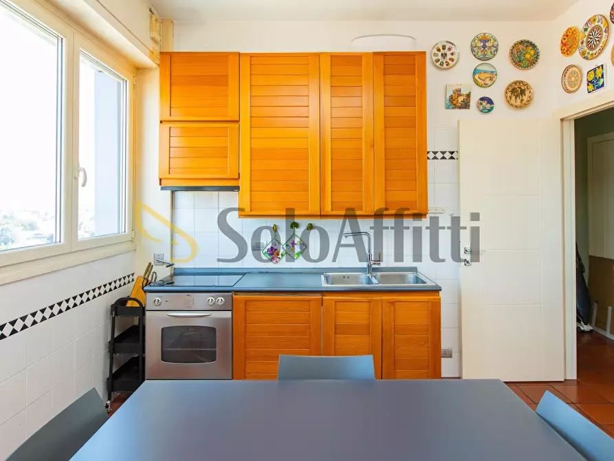 Immagine 12 di Quadrilocale in affitto  a Busto Arsizio