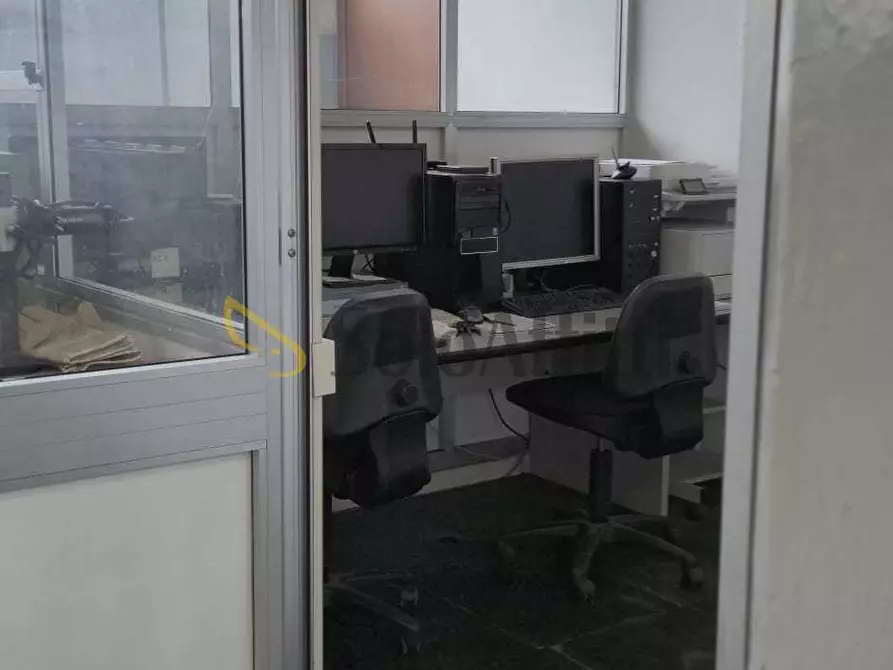 Immagine 23 di Capannone industriale in affitto  in Via Francesco De Sanctis a Torino