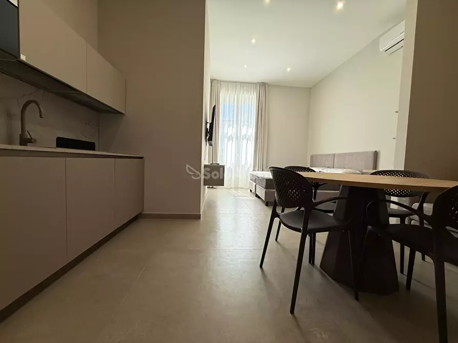 Immagine 14 di Monolocale in affitto  in Via Gennaro Tescione 208 a Caserta