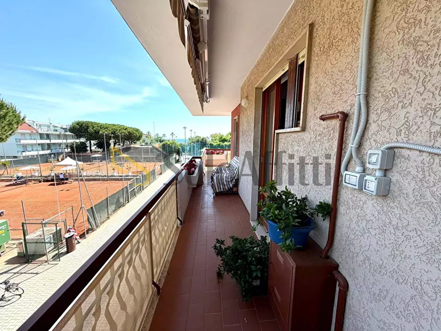 Immagine 9 di Trilocale in affitto  in Via C. Battisti 20 a Martinsicuro