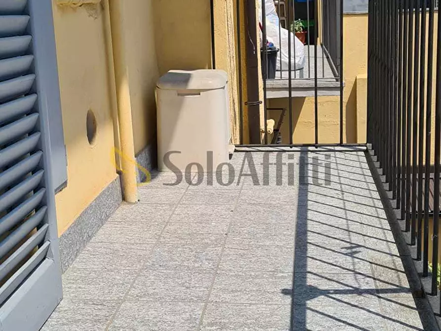 Immagine 25 di Bilocale in affitto  in Via Sostegno 18 a Torino