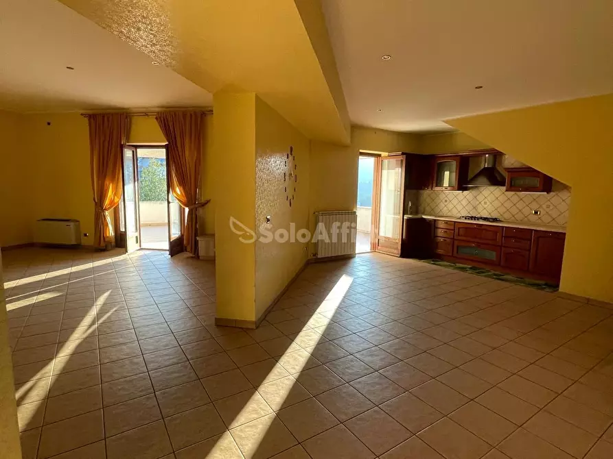 Immagine 9 di Trilocale in affitto  a Ceccano