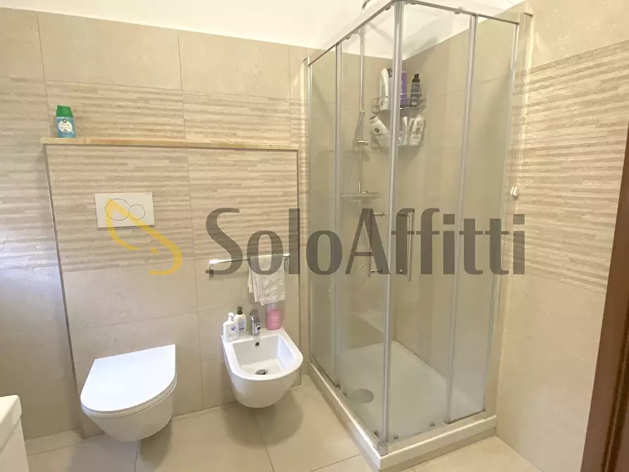 Immagine 16 di Stanza singola in affitto  in Via Cristoforo Colombo 348 a Roma