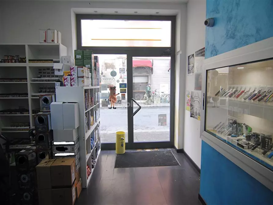 Immagine 3 di Locale commerciale in affitto  in Corso Amedeo 100 a Livorno