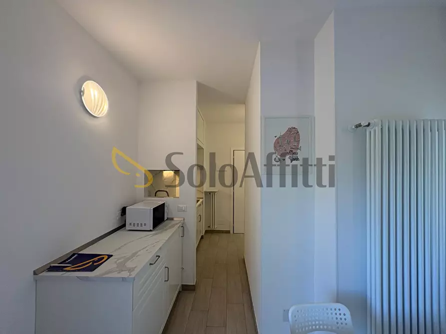 Immagine 4 di Bilocale in affitto  in Viale Amerigo Vespucci 135D a Rimini