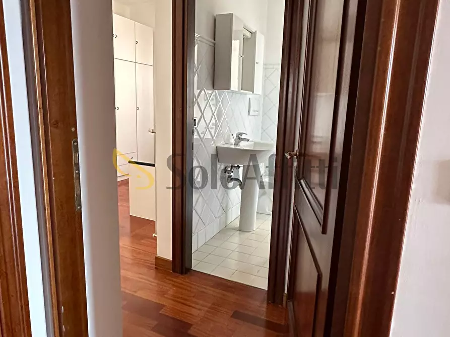 Immagine 16 di Trilocale in affitto  in Via Tre Monumenti a Terni