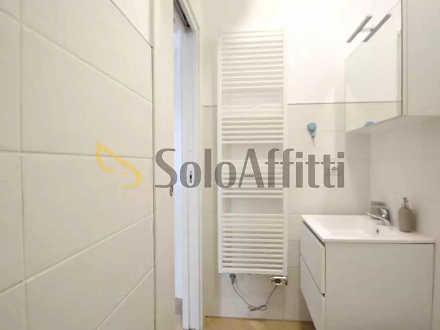 Immagine 18 di Bilocale in affitto  in Via Teramo 26 a Milano