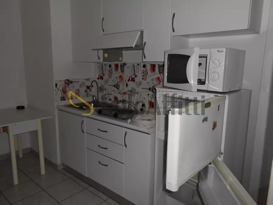 Immagine 6 di Bilocale in affitto  in Viale Libertà a Pavia